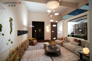立达信萤火虫大路灯：以光为笔，重塑健康家居美学新范式
